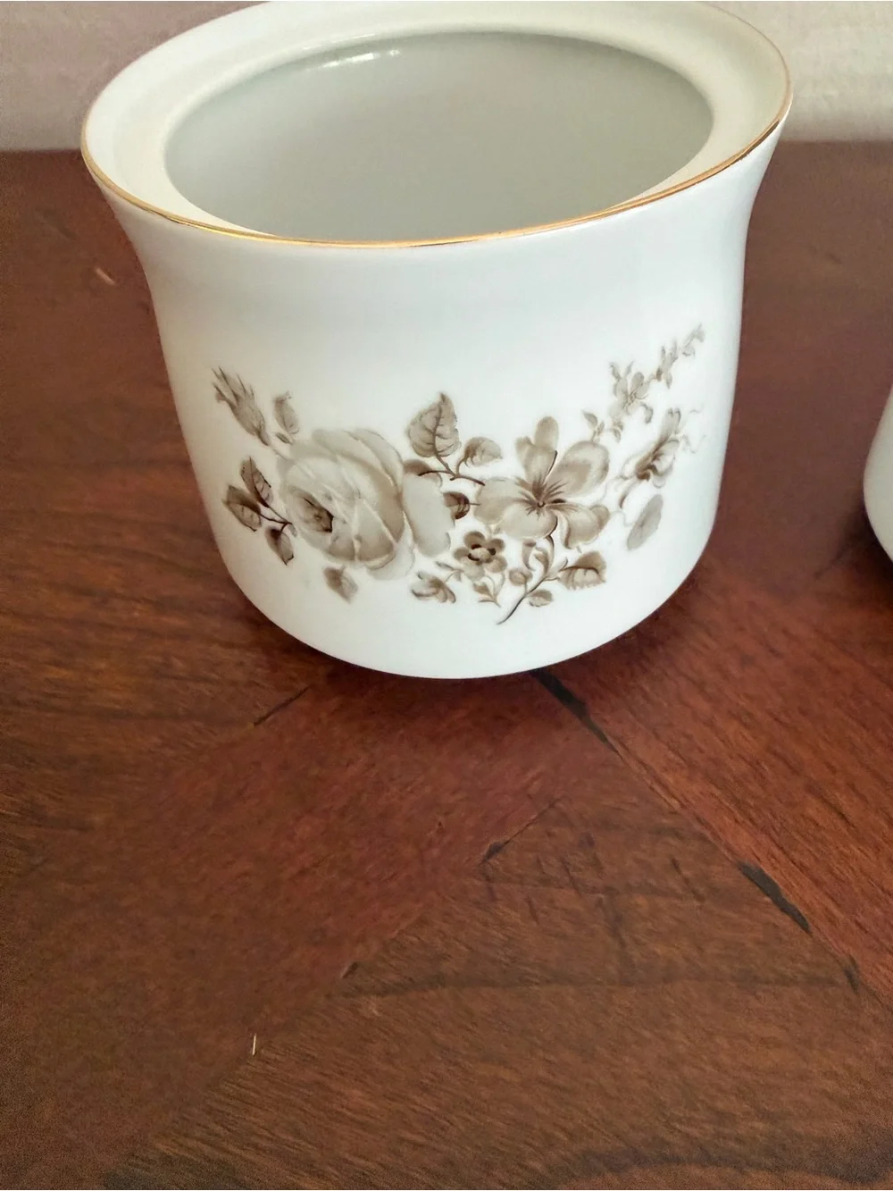 Johann Haviland elegant porcelain
